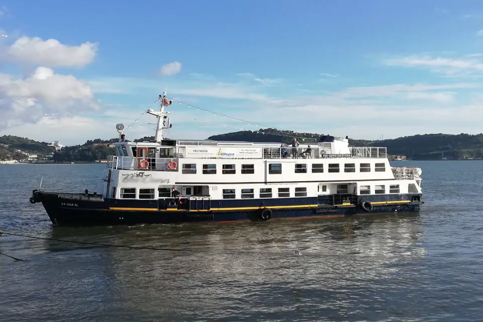 Largest Corporate Boat Lisbon
