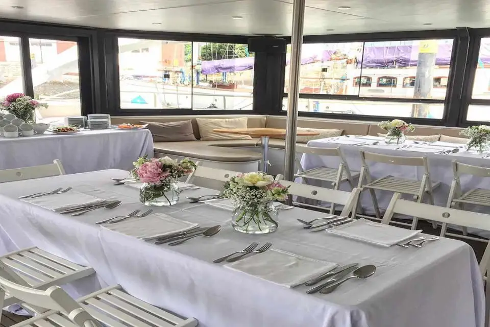 Luxurious Catamaran Lisbon