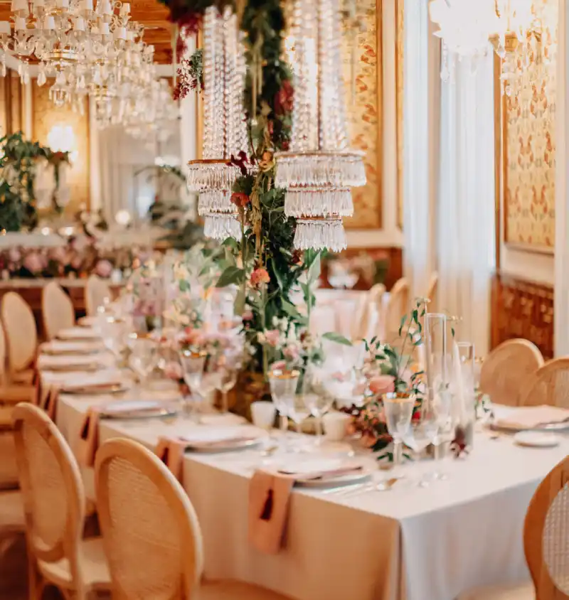book your glamous event at the Grand Dining Room Porto